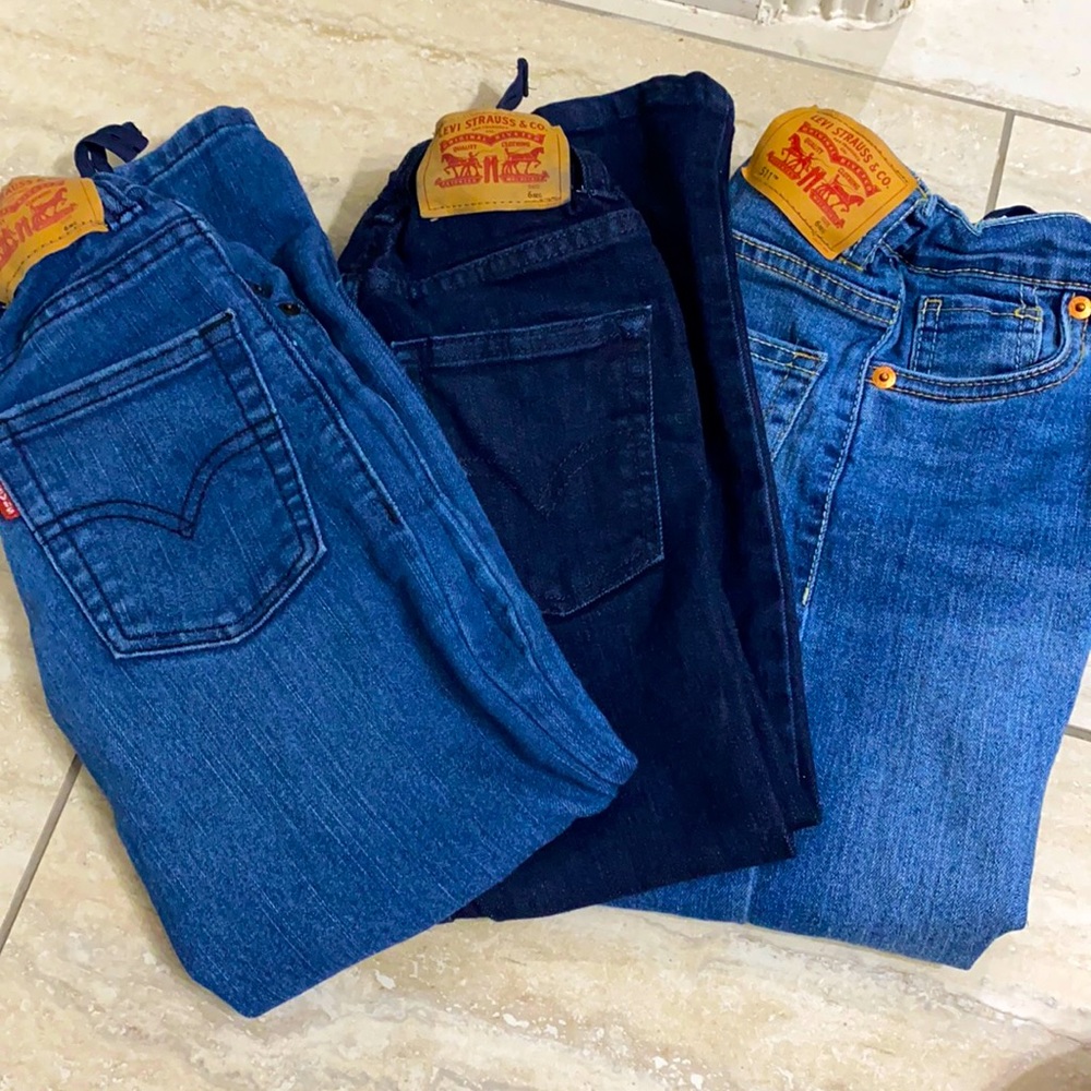 3 pairs of kids Levi’s size 6
